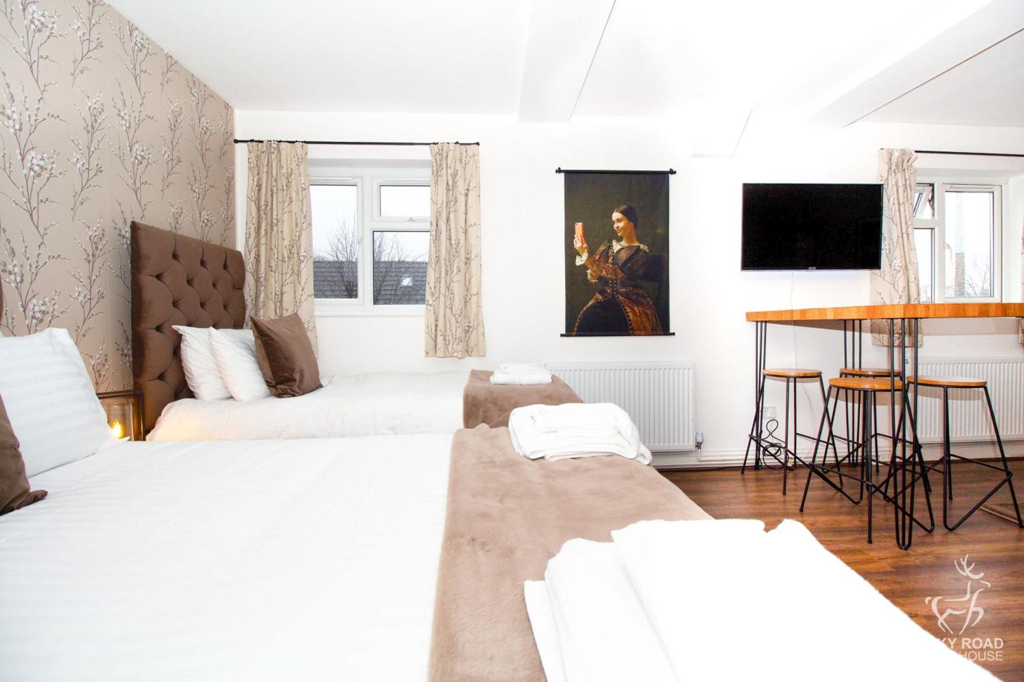 Ricky Road Guest House - Premium Watford  Ngoại thất bức ảnh